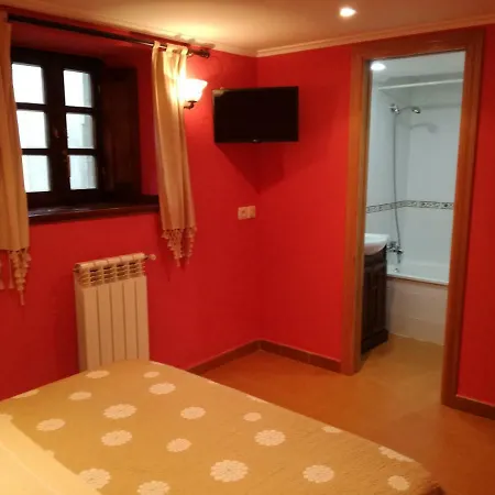 Casa Pumarega Lägenhet Castropol