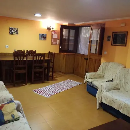 Casa Pumarega