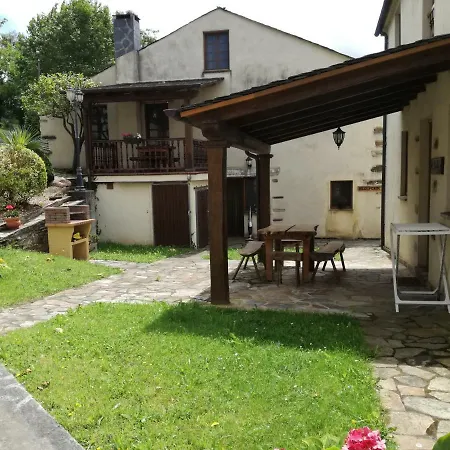 Casa Pumarega